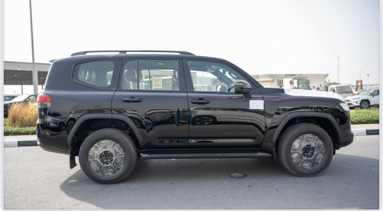 Toyota land cruiser 2025 GR
فول فول مواسەفاتی هایبرێد سفر کیلۆمەتر 
سعری خوار هەموو بازار ٩٨٥ گەڵا 
*********** السليمانية, العراق
