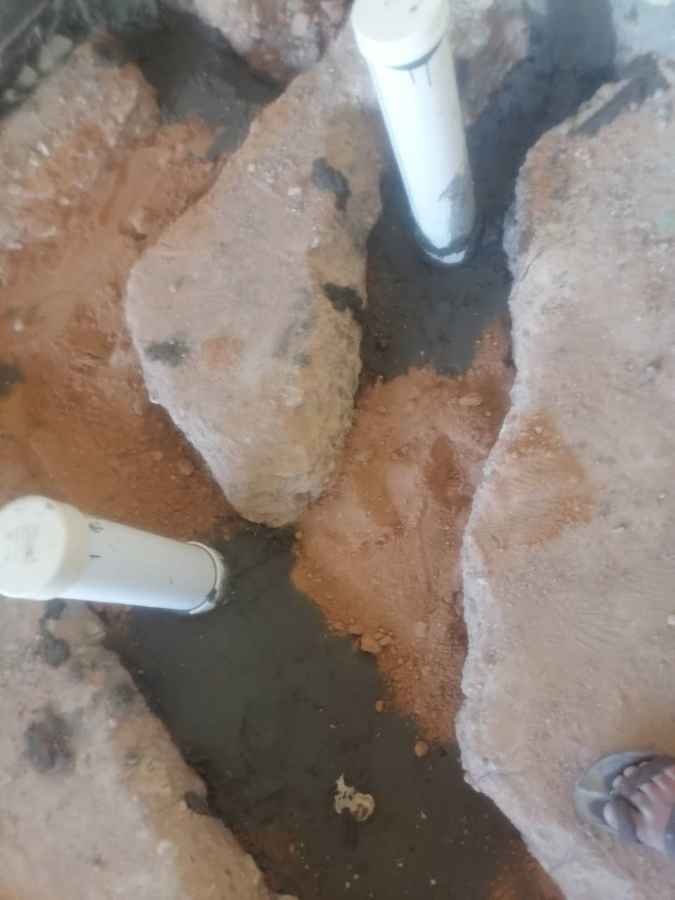 احد أعمالنا في الدوانية ماي مجاري تقطير السبالت منظومه ارظه بواريغاز كهرباء الديوانية ***********
