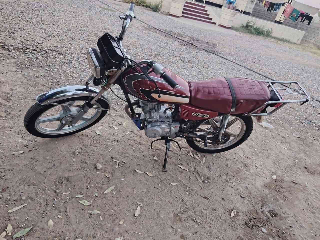 السلام عليكم موجود موطور لبيع 4كير السعر 180وبيه مجال ***********
