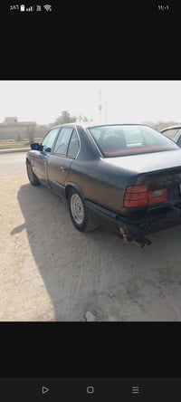 بي ام دبليو ٥٣٥ • موديل ١٩٨٩ • ما بيها حادث