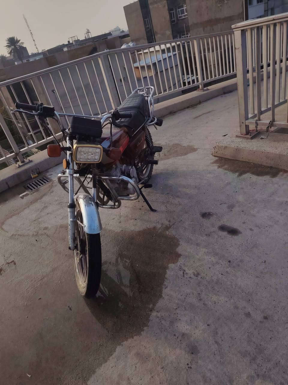السلام عليكم اخوان سيفان للبيع دراجه خير من الله جيب فيتر وتعال أفحص السعر 450 وبيه مجال للاستفسار*********** المكان بغداد
