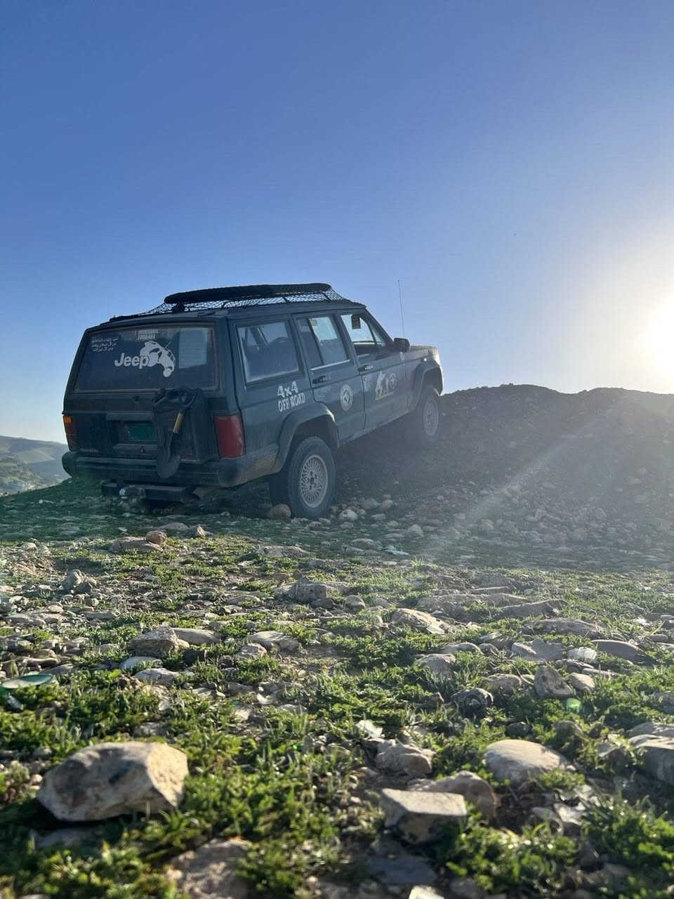 جێب شقارتە
موديا/1991
شەش بستۆن و ئۆتۆماتیک
سەنەوی جنووب بەشەرتی ئەوەلیات و حاسیبە ماڵی مەدەنی 
گێڕ و مەکینەی بەشەرت مەزبووتە
سیستەمی غازی بۆ بەستراوە  واتە غاز و بەنزینە
تەبرید ئیش ئەکات
ناو دەرو هەیکەلی زۆر جوانو پاک ماوەتەوە
ماشالله سەیارەکە زۆر جوانو پاکوو بێکێشەیە
جوانکاری تایبەتی بۆ کراوە
نرخ/27گڵاو مەجالی تیایە
ناونیشان چەمچەماڵ/***********
*********** السليمانية, العراق
