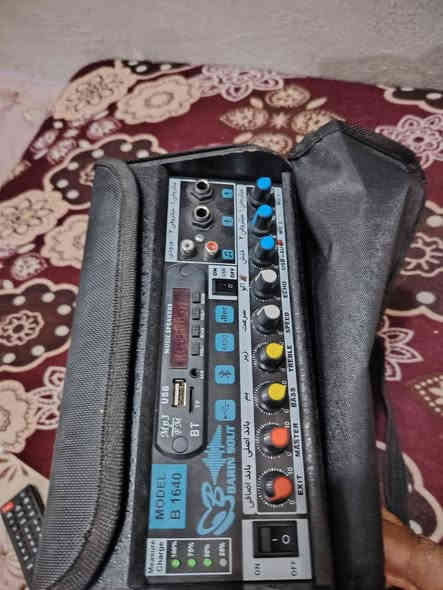 للبيع جهاز برين صوت أخو الجديد بدون مايك السعر 100 وبي مجال قليل العنوان النجف حي النصر للتواصل خاص أو اتصل على *********** النجف
