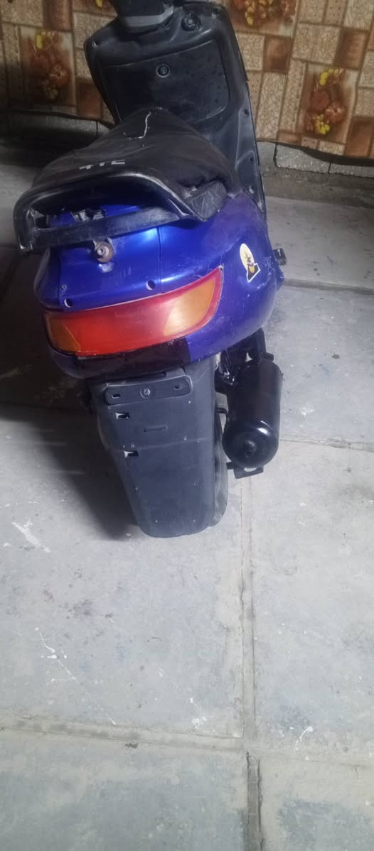 السلام عليكم دراجة فراشة للبيع شاصي مكفول تايرات جدد بريك ورا بيهة مكينة بيهة خيط بخار والنضافة كدامك تمشي نهضة ومعدل حلوات كهربائيات بيهة كاملات بس مايشتغلن مكطم وايراتهن ابيع علئ هل حطة سعر 150


**إذا كنت صاحب هذا الإعلان وتريد حذفه لأي سبب، رجاءا أرسل رسالة إلى الدعم الفني**