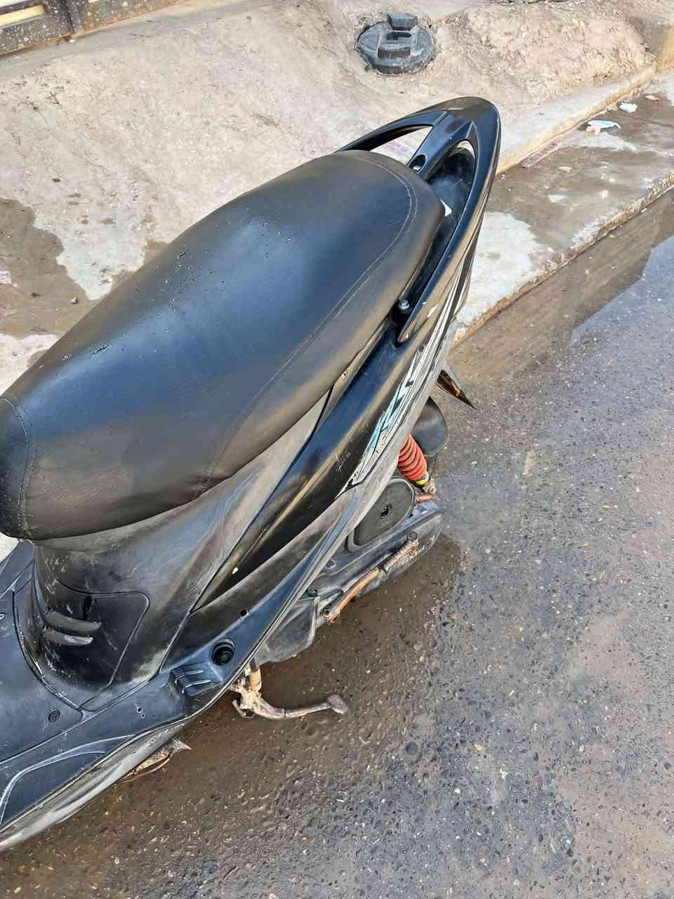 سلام عليكم لبيع دراجة ماكس عدلة كفالة عامة ختم واحد وين ما يعجبك افحص ***********
