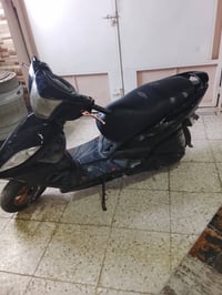 جيتي ار للبيع السعر 900وبيهه مجال قليل 2014الشراي يتصل 07771916062