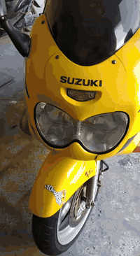 السلام عليكم
دراجه بطح ساسوكي gsxf محرك اربعه سلندر دراجه على وضع الشركه ماشيه 35 الف كلشي شغال دراجه جديده 
السعر 25 ورقه وبيها مجال 
العنوان بغداد الجديده الامين الثانيه
للاتصال ***********
