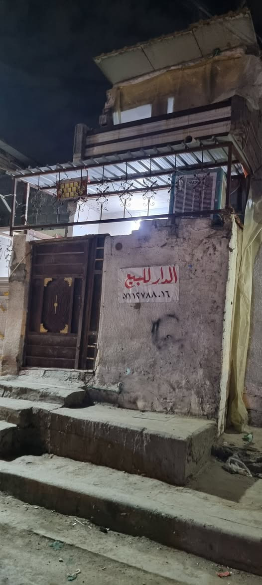 سلام عليكم بيت لبيع قطاع صفر مقبيل قطاع ٢ مساحت البيت ٥٥ رقم تلفون ***********
