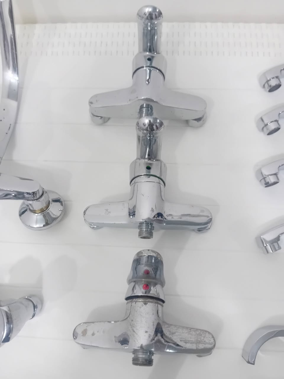 خلاطات باله اصلي وثقيل
خلاطات شرقيه وغربيه   خلاطات سنك
خلاطات دوش  حنفيات  قفل زاويه
مذب سفلي  مذب علوي  ركبت خلاط
عامود دوش   اوف سيت خلاط بنواعه
صحيات عامة
العنوان واسط  الصويرة   رقم هاتف ***********
