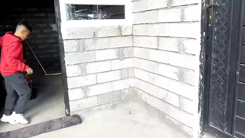 السلام عليكم البيت معروض للبيع سند رسمي مساحة الأرض 256متر المكان تل الماجد البيت  متكون من غرفتين مطبخ وهول وربعه وصحيات داخليه قريب علسوك والمستشفى 5 دقائق مشي  خريطة البناء طابق ثاني
السعر المطلوب 55مليون وبيه مجال شي قليل 

الاتصال على الرقم ***********

***********
