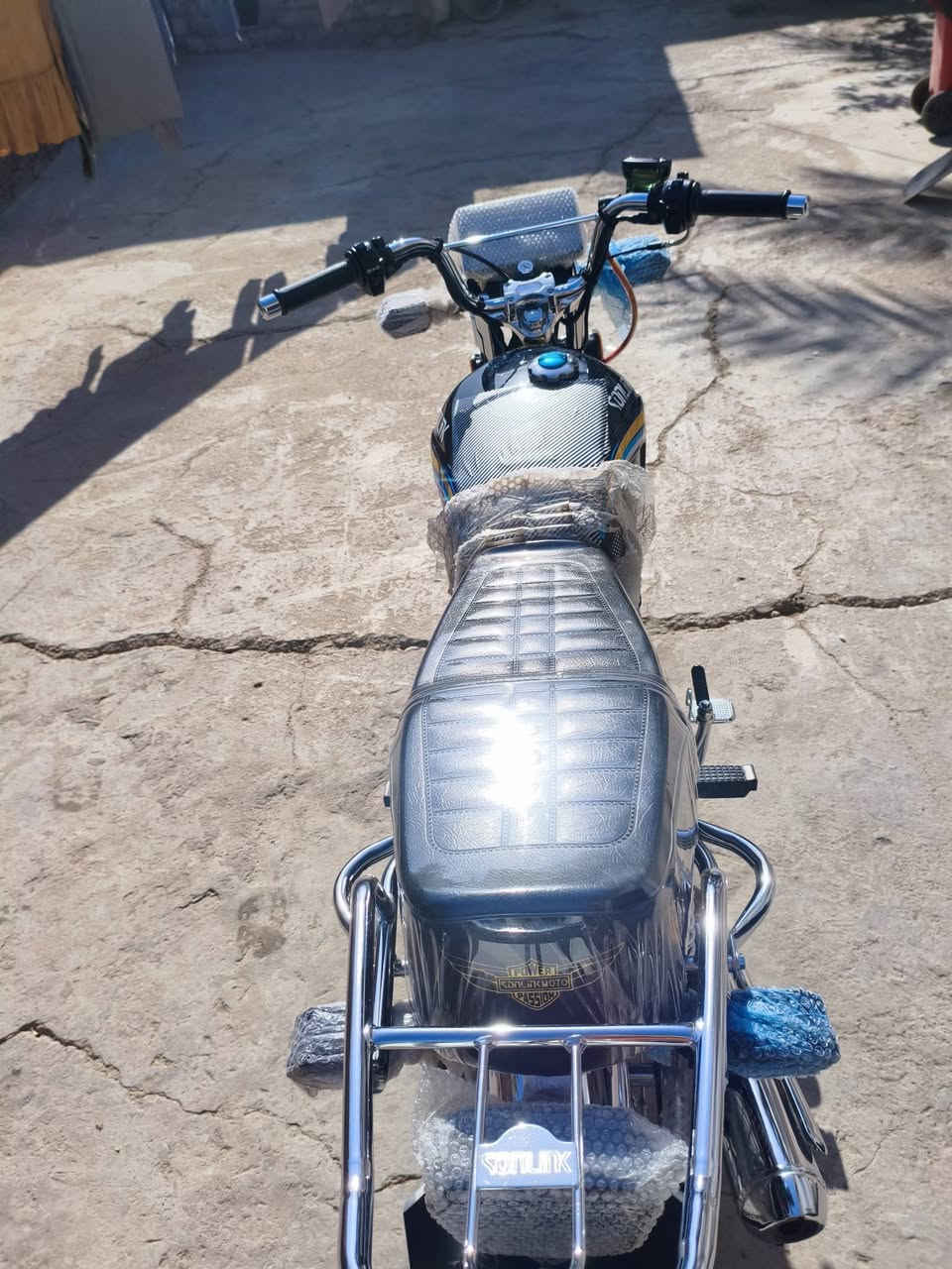 سلام عليكم دراجه تايكر للبيع موديل 2025 دراجه نضافته سولف كفاله عامه دراجه زيرو ماصار اقل شهر من اخذته من وكيل  سعر 800 وبيه مجال قليل اذا مي عجبك سعر عبر لمنشور سوك كلشي بي اللاستفسار عله رقم ***********
