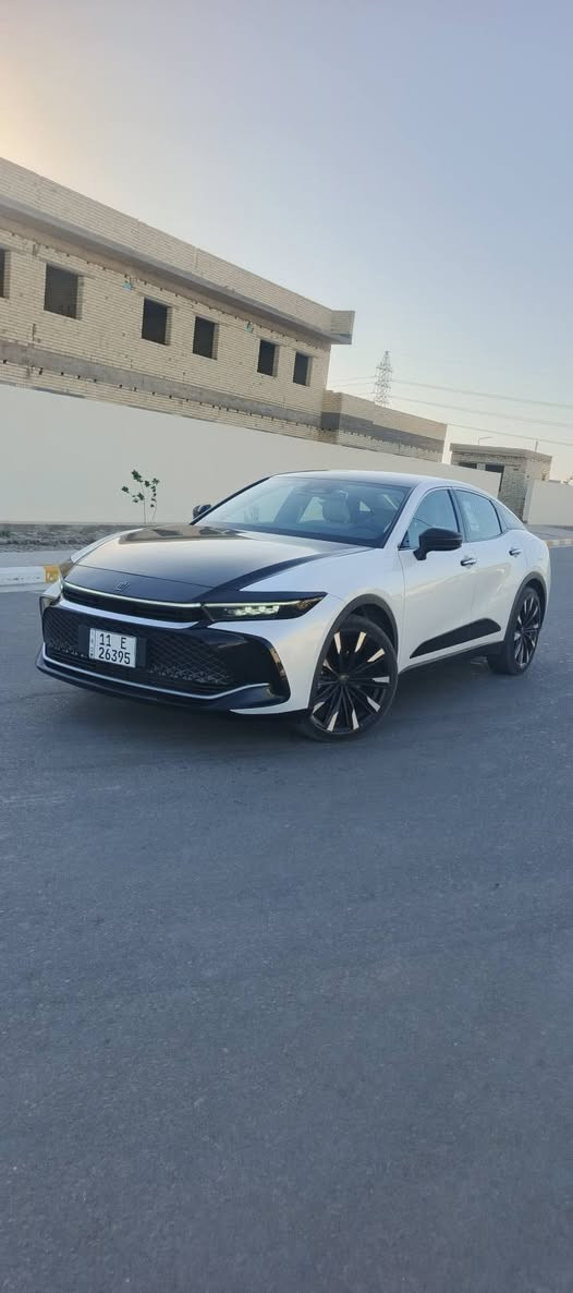 ملكة السيارات👑 التحفة اليابانية
كراون ماجيستا ⚔️ 2023 تو كلر 
أعلى فئة شنو بالك مواصفات متوفر بيها🌹
السعر جدا جدا مناسب 🔥🔥
التفاصيل👇👇
خليجي وكالة عبد اللطيف جميل 
مرقم بغداد بأسمي
ماشية 57 واهم شي السبير ما منزليه
تخم تاير دنلوب من الوكالة 
صيانة قبل شهر(فلاتر تبريد وشوته وفلاتر بطاريات)
محرك 2.4 توربو هايبرد 
كفالة عامة السيارة لا صبغ لا بارد لا فتح لا شخوط 
المواصفات 👇👇
شباب المواصفات يفضل تشوفهن على اليوتيوب أفضل
(سقف بانورامي+داتا شو+ خاصية غسل الكامرة الخلفية+شفات ستيرن+فول تحكم ستيرن+كشنات كهرباء وخزن ميموري وتبريد وتدفئة الاماميه والخلفية +١٢ سماعه jbl+كامرات 360 درجه+رادارات 360 درجه +خاصية فتح الجنطة بالاشارة+6 وضعيات قيادة+بيبان شفط+ويل 21 +شحن وايرليس)

للاستفسار *********** دكتور أحمد
