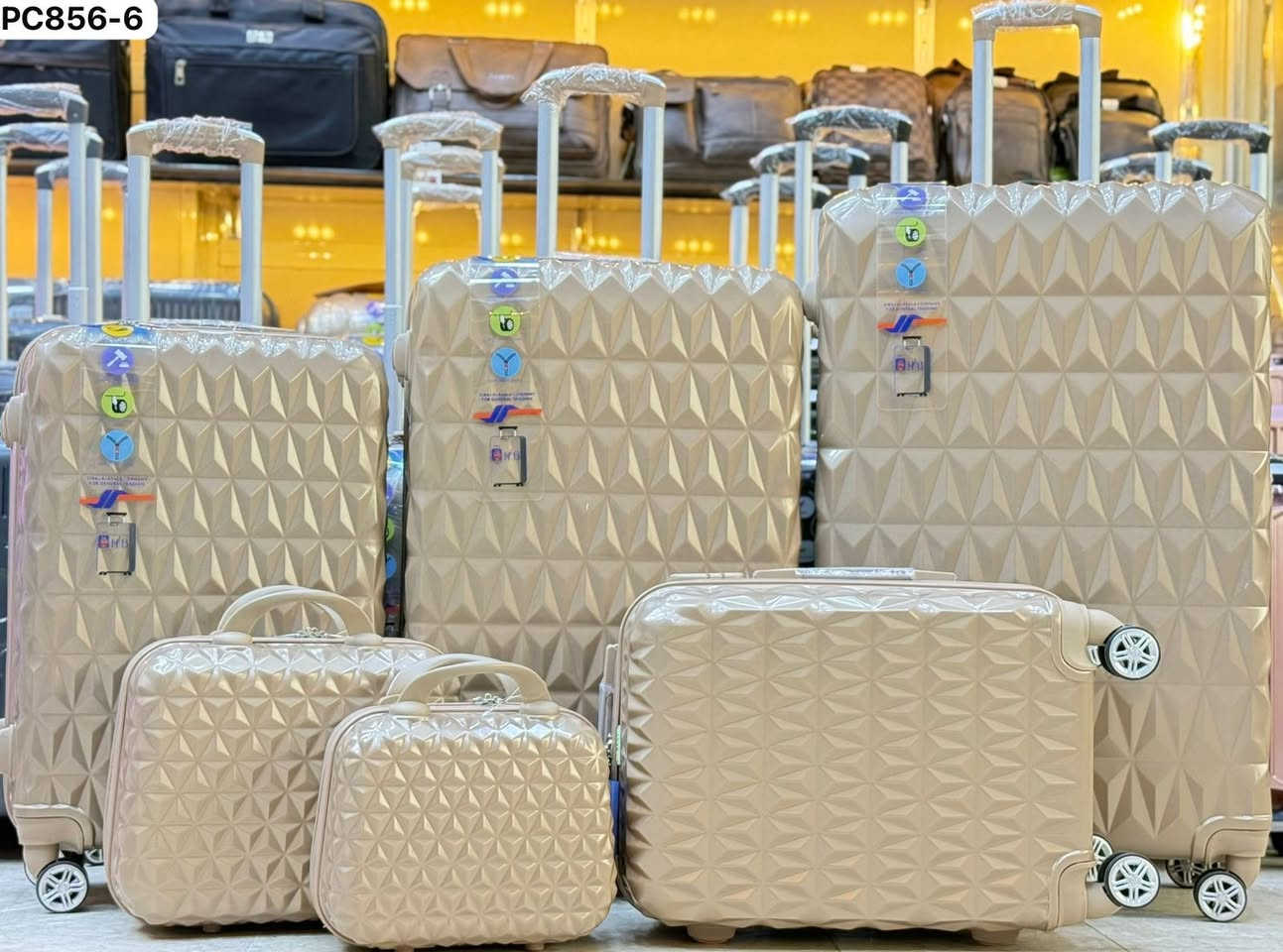 عرض ولمدة محددة 
سيت كامل 6قطع كولتي ع الفحص جلاتين ضد الكسر ماركة HAB 
بسعر الجملة 119الف
توصيل بغداد والمحافظات 5الف فقط 
راسلنا على الواتساب ***********
حقائب النجاح
