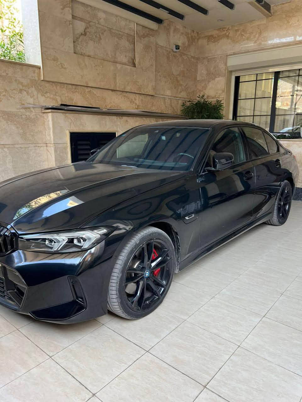 للبيع بي ام 330E بسعر مناسب جداا السياره بيها قطعتين السياره فول مناقصها برغي السياره مكانها بغداد اليرموك
للتواصل ***********
