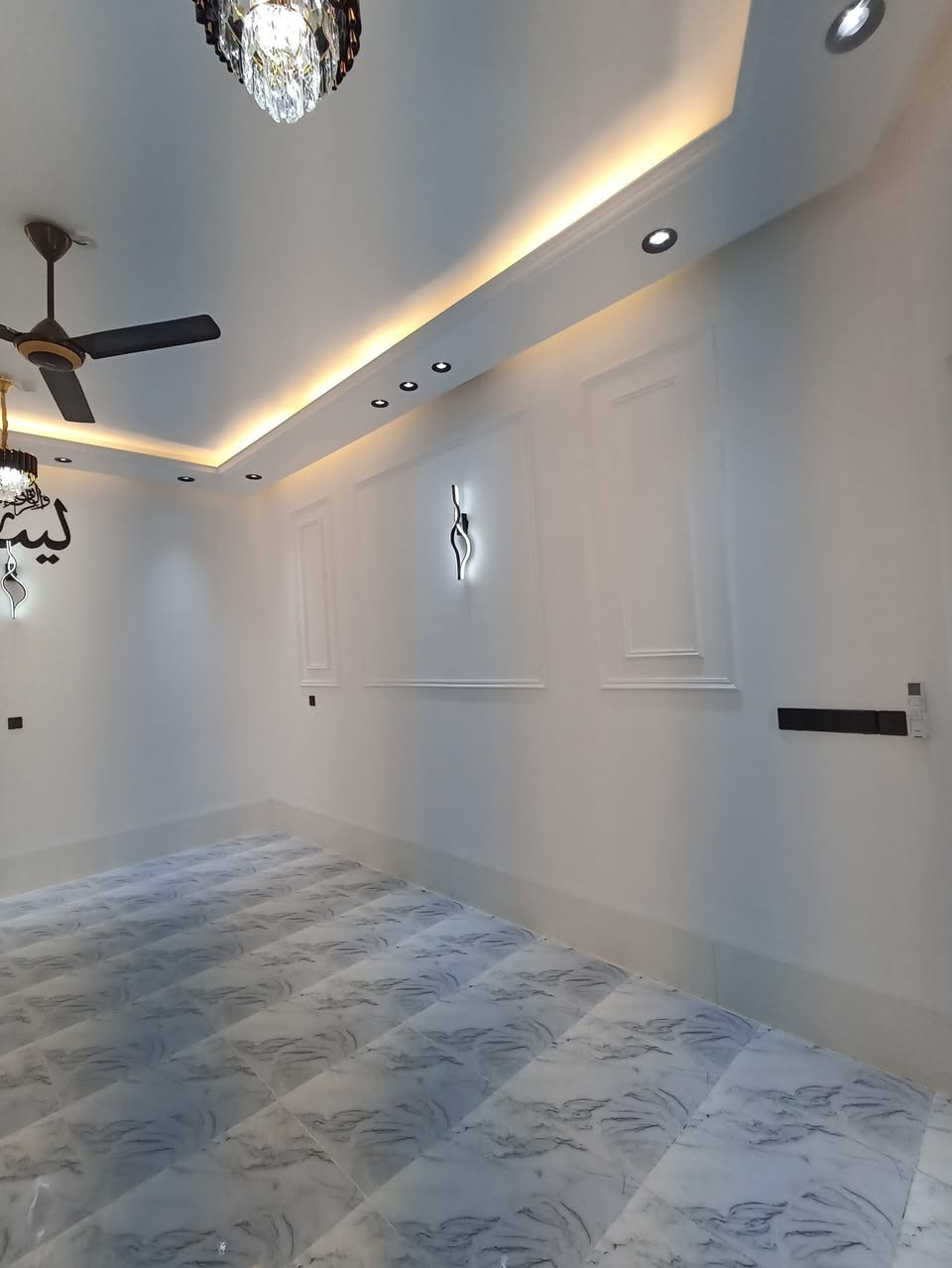 جمعه مباركة احبتي
نموذج من اعمالي 
ديكورات جبس بورد
 
للاستفسار ***********
