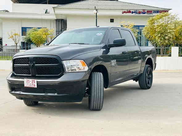 رام 2023
SLT
ماشيه 43 الف
بدون داخلى بدون اربااك
3 قطعه صبغ صفحه 
*********** - 195$
