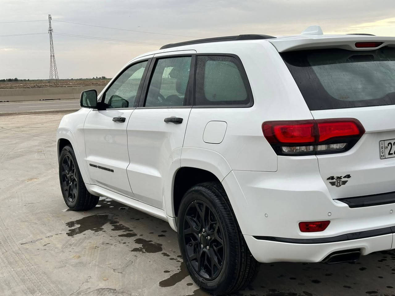 السلام  عليكم ورحمة الله وبركاته
‏‎‏‎       ——— لـلـبـيع  ———

جيب گراند شيروكي - Jeep Grand Cherokee

‏‎‏‎وراد خليجي .    وكاله هارلم

‏‎‏‎الموديل           —    2022 هارلم

فئة.                 —   استيراد شركة هارلم 

حجم المكينه   —     3600/ V6

‏‎‏‎اللون               —     ابيض     

‏‎‏‎المسافه المقطوعه — 75 ميل

‏‎

‏‎‏‎المواصفات 
‏‎‏‎- بصمة تشغيل 
‏‎‏‎- بصمة أبواب 
‏‎‏‎-تشغيل عن بعد 
‏‎‏‎-ترحيب عند الاقتراب 
-رادار امامي 
-رادار جانبي 
-رادار خلفي 
-تحديد مسار 
-تنبيه قبل الاصطدام 
‏‎‏‎-كشنات جلد 
- شاشه ديجتال 
-ستيرن كهربائي 
-اشاره بالمرايه 
-حساس امامي خلفي 
-بردات خلفيه ‏‎
‏‎‏‎-شاشه كبيره تدعم نظام الأبل كار باي ونظام الاندرويد
-شاشه عداد ديجتال
-فتحت سقف بانوراما 
‏‎-اوتو ستوب
‏‎-وضعيات قياده 
‏‎‏‎-كشنات تدفئة 
-كشن السايق خزن ميمور
-كشنات اماميه تبريد 
-ستيرن تدفئة
‏‎‏‎- ستيرن بحركه كهربائيه 
‏‎‏‎- تبريد مركزي 
‏‎‏‎- بگ لايت LED 
‏‎-صندوق كهربائي 
‏‎‏‎-كرسي السايق والراكب بحركة كهربائيه 
‏‎‏‎-تحكم ستيرن جهتين 
‏‎‏‎-تحديد سرعه 
‏‎‏‎-مانع انزلاق 
‏‎‏‎-ليد نهاري
‏‎‏‎-كامره خلفيه دواره 
‏‎‏‎باقي المواصفات المعروفه 

‏‎‏‎السعر            — 325

‏‎‏‎رقم السياره    — اربيل هزه جديده

‏‎‏‎موقع  السياره — بغداد

‏‎‏‎للأستفسار.     — *********** وتساب
