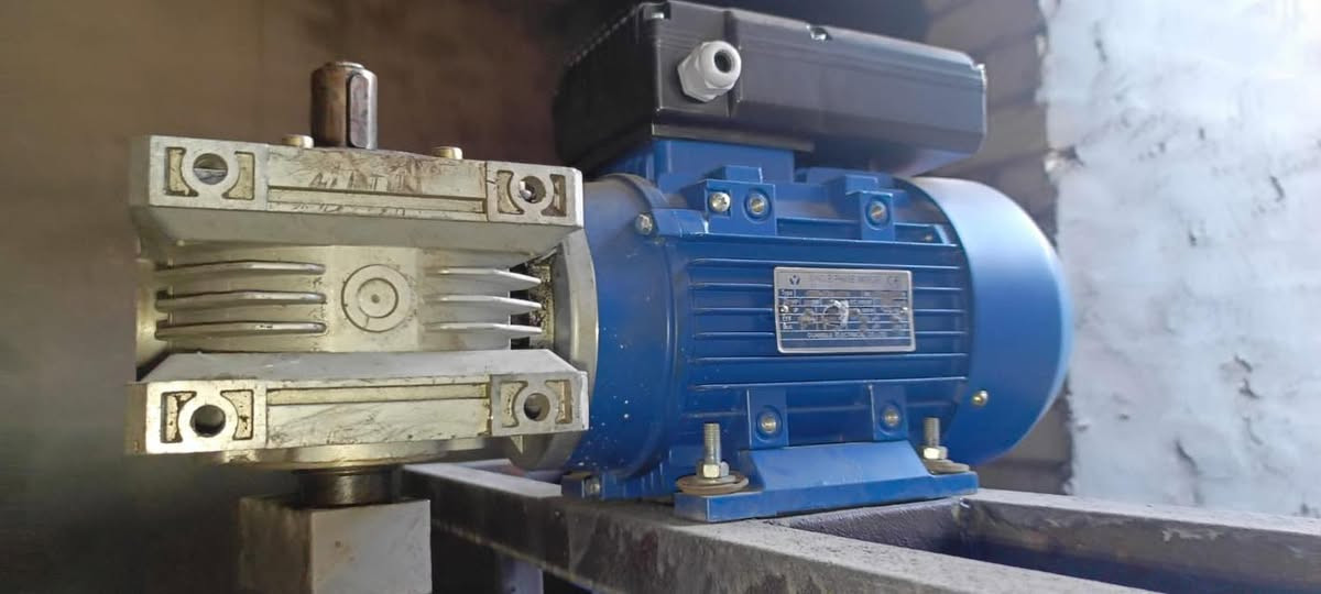 السلام عليكم خلاط زاهي  جديد كامل البيع


**إذا كنت صاحب هذا الإعلان وتريد حذفه لأي سبب، رجاءا أرسل رسالة إلى الدعم الفني**