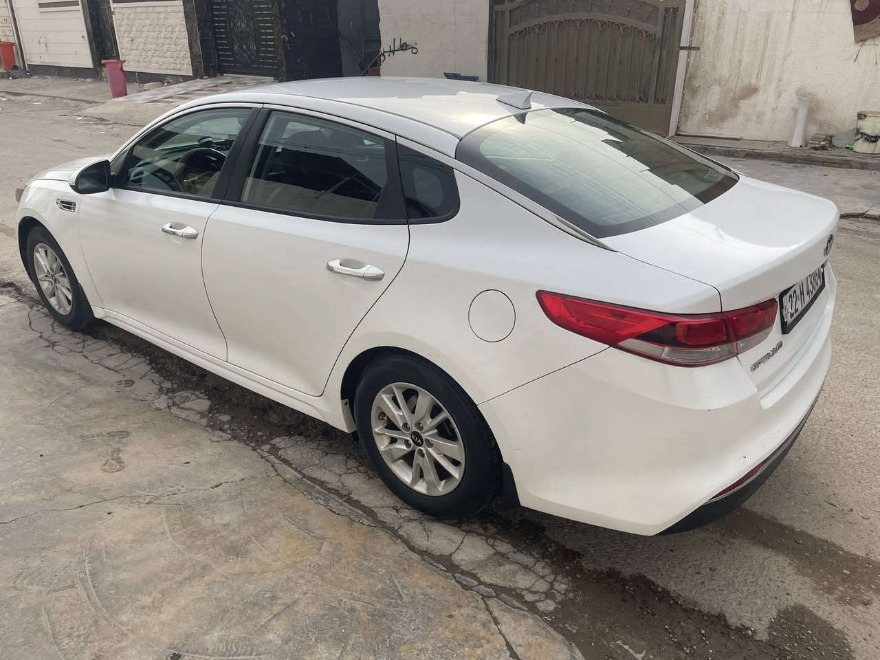 السلام عليكم  اوبتيما 2017 امريكي حادثها جاملغ وبندي بدون دواخل بدون ايرباك محرك شرط ٢٤٠٠ كير شرط تشغيل عن بعد رقم أربيل تحويل مباشر 
السعر ١٣٣ وبيها مجال 
***********
