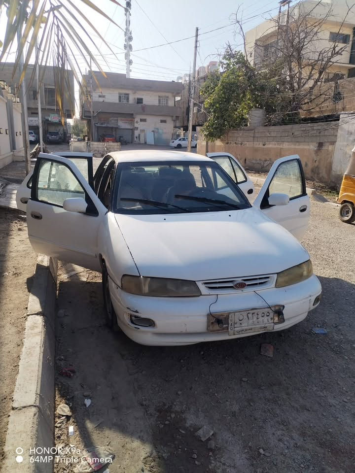 السلام عليكم كيا سيفيا موديل 1995 للبيع رقم بغداد 
تحويل ثاني يوم محرك وكير خير من الله بيها صبغ حزام اثر جراد تبريد شغال كهربائيات  السعرر 33 وبيها مجال للشراي
مكاني بعقوبة التحرير الاتصال على الرقم ***********

