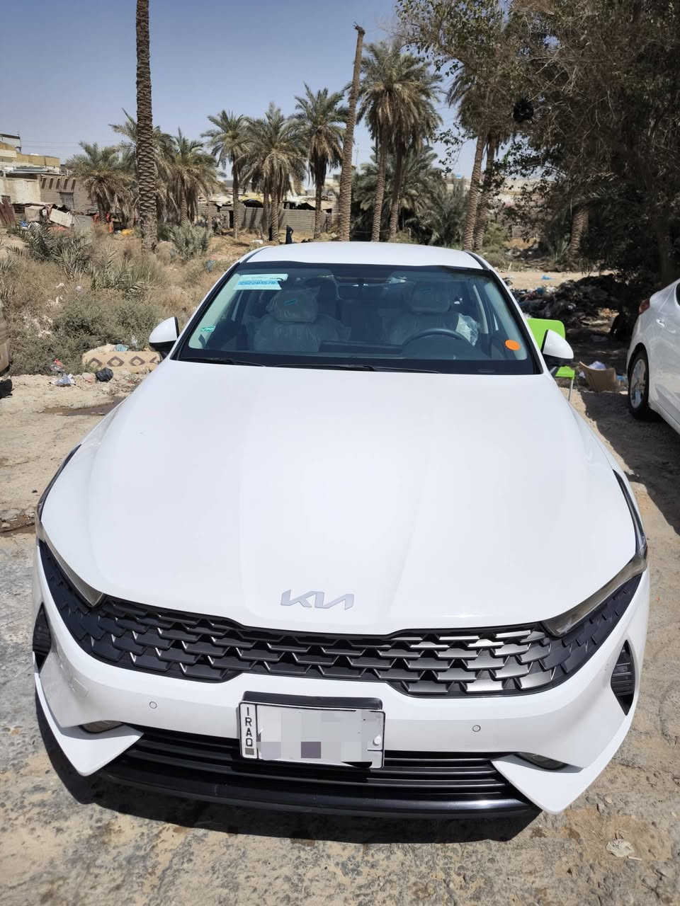 2022  كفالة بيهه فقط بارد بالجاملغ الخلفي
رقم بغداد حره مشروع وطني وابو السنوية بالناصرية وتداور ب الناصرية 
ماشية 100 
مكينة 2000 دوش 
كير مكينة مكفول بشرط 
دهن كله اصلي
مواصفاتهه الخليجي المعروفه 
حساسات امامي خلفي 
كير ٦ نمر  AT
5 وضعيات قيادة 
بصمة تشغيل وابواب وجنطة 
تشغيل عن بعد 
تبريد لمس 
مري شفط 
مانع انزلاق ABS 
كامرة خلفية وضعيتين 
ويل ١٨ بلاد 
كرسي سائق كهرباء 
وبعد بيهه مواصفات
السعر 205 وبيهه مجال بسيط 
فقط الشراي يتصل (مكاني الناصرية )
***********
***********
