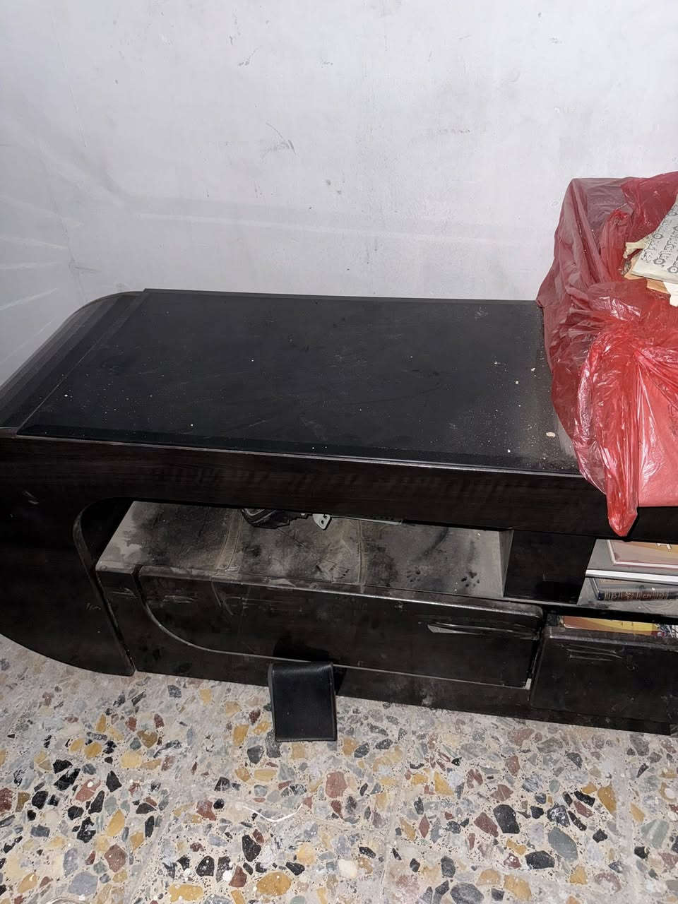 مييز طعام بدون كراسي الي يتكبر ويصغر وميز بلازمه خشب وكزاز ثقيل ثنيهن ب75 الي يجي هسه ياخذهن مستعجله عل بيعتهم


**إذا كنت صاحب هذا الإعلان وتريد حذفه لأي سبب، رجاءا أرسل رسالة إلى الدعم الفني**