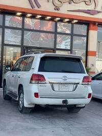 لاندكروز ستينيه • ٢٠١١ • مكفولة كير ومحرك