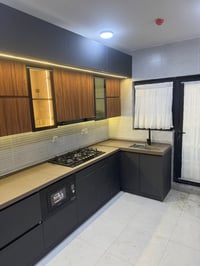 تم عمل كاونتر دبل ملحق حسب الطلب  ارتفاع الارضي 90cm ارتفاع الملحق 80c...