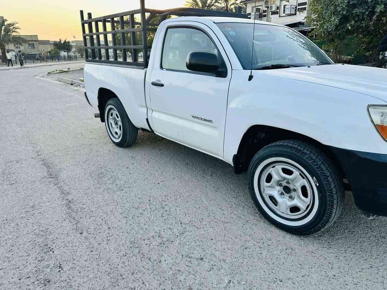 بيكم تيوته وارد امريكي حادثها موجود بلصور موديل ٢٠٠٧سياره بسمي مابيها اي نفص كير اوتو سياره بلاديه  مكاني بغداد الشعله الرحمانيه
رقم تلفون ***********
