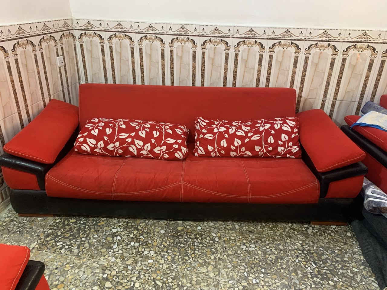 تخم تركي نضيف وزن ثقيل  11 نفر  السعر 350 الف للاستفسار واتساب ***********
