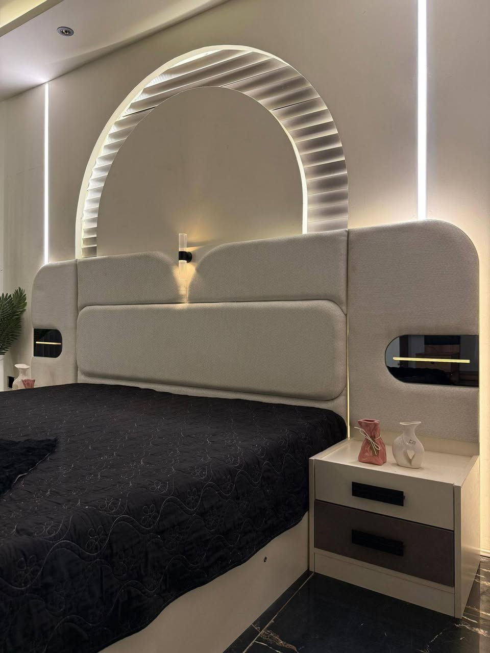 غرفة نوم تركي موديل(دانيه الجكليتي)متكونه من{10}قطع
بسعر  مغري🔥🔥🔥مليون و375 فقط
المواصفات {🇹🇷}
نفس الصورة بالضبط
كنتور وملحق
ميز تواليت
ضهر بلوك9ملم
سجه ثلاثيه سل ستيل
اضاءه مخفيه في ميز التواليت
سرير جك مخزن 
شازلون مخزن 
انارة لد بالكنتور 💡
انارة بالكومديات💡
انارة ميز تواليت 💡
تقاطيع مميزة 
نرمايد هايدروليك
قاعدة كنتور بلوك 
دوشمة وتر برو 
سكك ثلاث مراحل✊ 
انارة ذاتية كاملة الكومديات والجرباية انارة 
مع ضمان الفتح والشد {10}مرات وضمان {5}سنوات
توجد خدمة توصيل مع الشد لبغداد
مجاني 🚛ويوجد توصيل لجميع المحافظات ايضا
للحجز والاستفسار مراسلة الصفحة خاص او الاتصل على الرقم[***********]📞
ملاحضة بقية الموديلات جميعها منشورة داخل الصفحة وكل موديل سعرة وتفاصيله كامله اسفل المنشور👉👉👉
