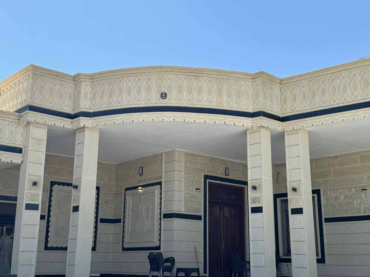 كادر لعمل حجر الحلان والمرمر ابواب شبابيك ديكورات تغليف واجهات شغل درجة اولى استلام مهندس شرط واسعار مناسبه ..نشتغل دوائر حكوميه دوائر مدنيه مقاولات
+درز وجلي وتنظيف الحلان لتواصل *********** او عل الخاص
