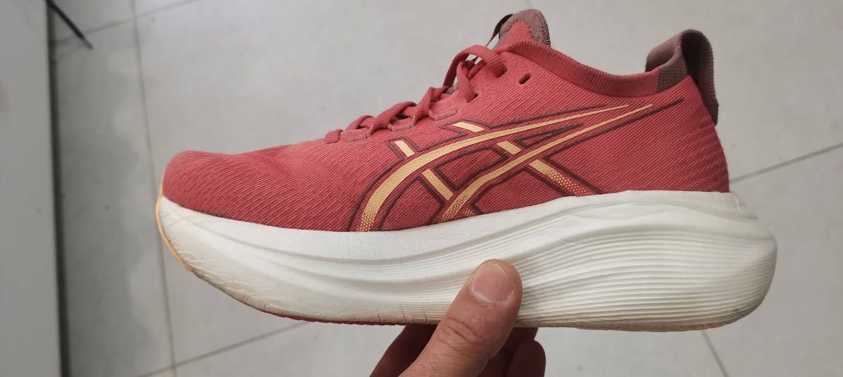 @ asics Gel NIMBUS27
اسكس قياس ٣٨
طول قدم ٢٤سم
نضيف ارجنال وتوصيل مجاني


**إذا كنت صاحب هذا الإعلان وتريد حذفه لأي سبب، رجاءا أرسل رسالة إلى الدعم الفني**