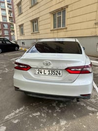 كامري LE • ٢٠٢٢ • بدون صبغ