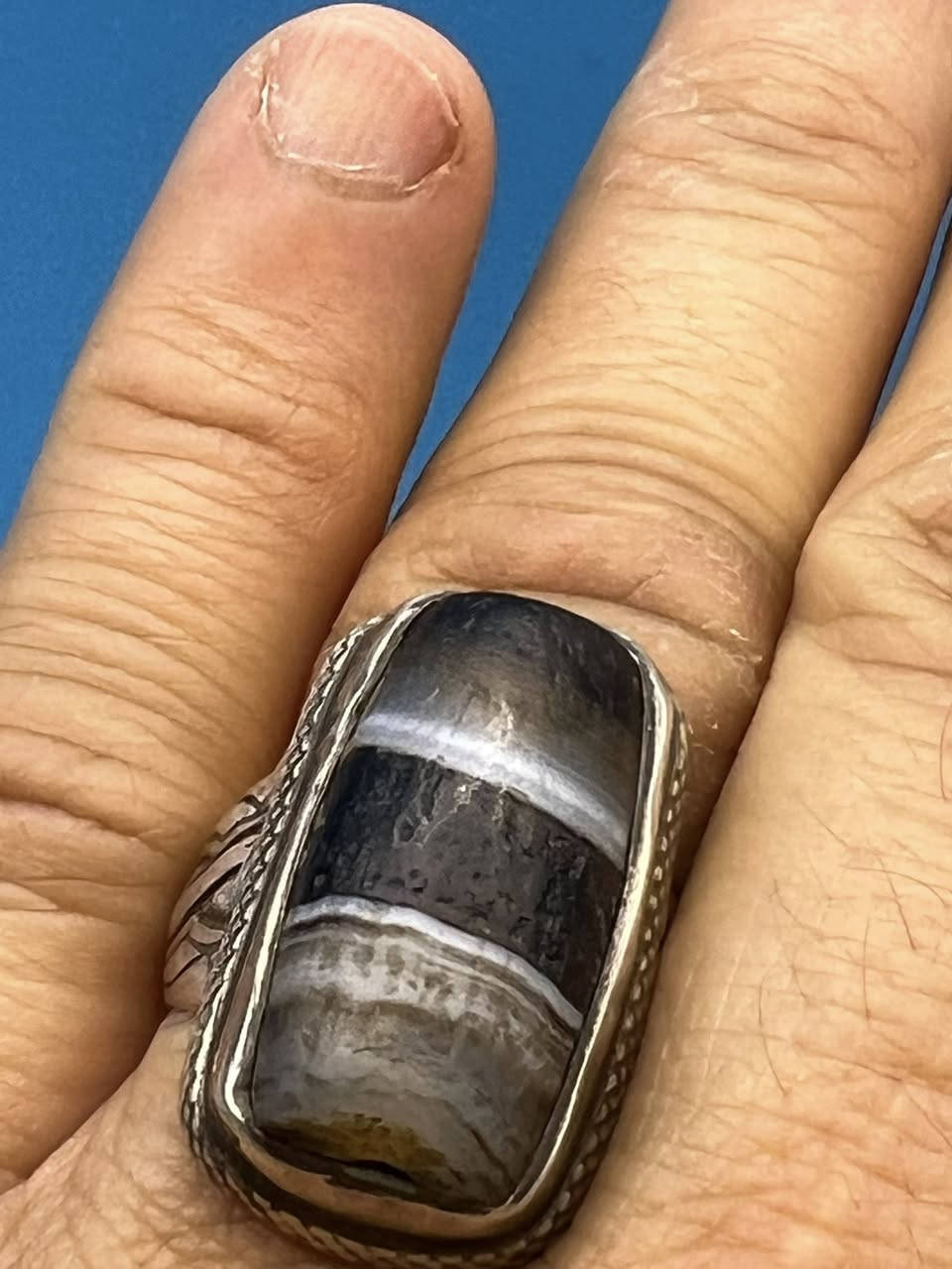 الجزع اليماني القديم المختلف العنوان الكوت للاستفسار الاتصال على ***********
