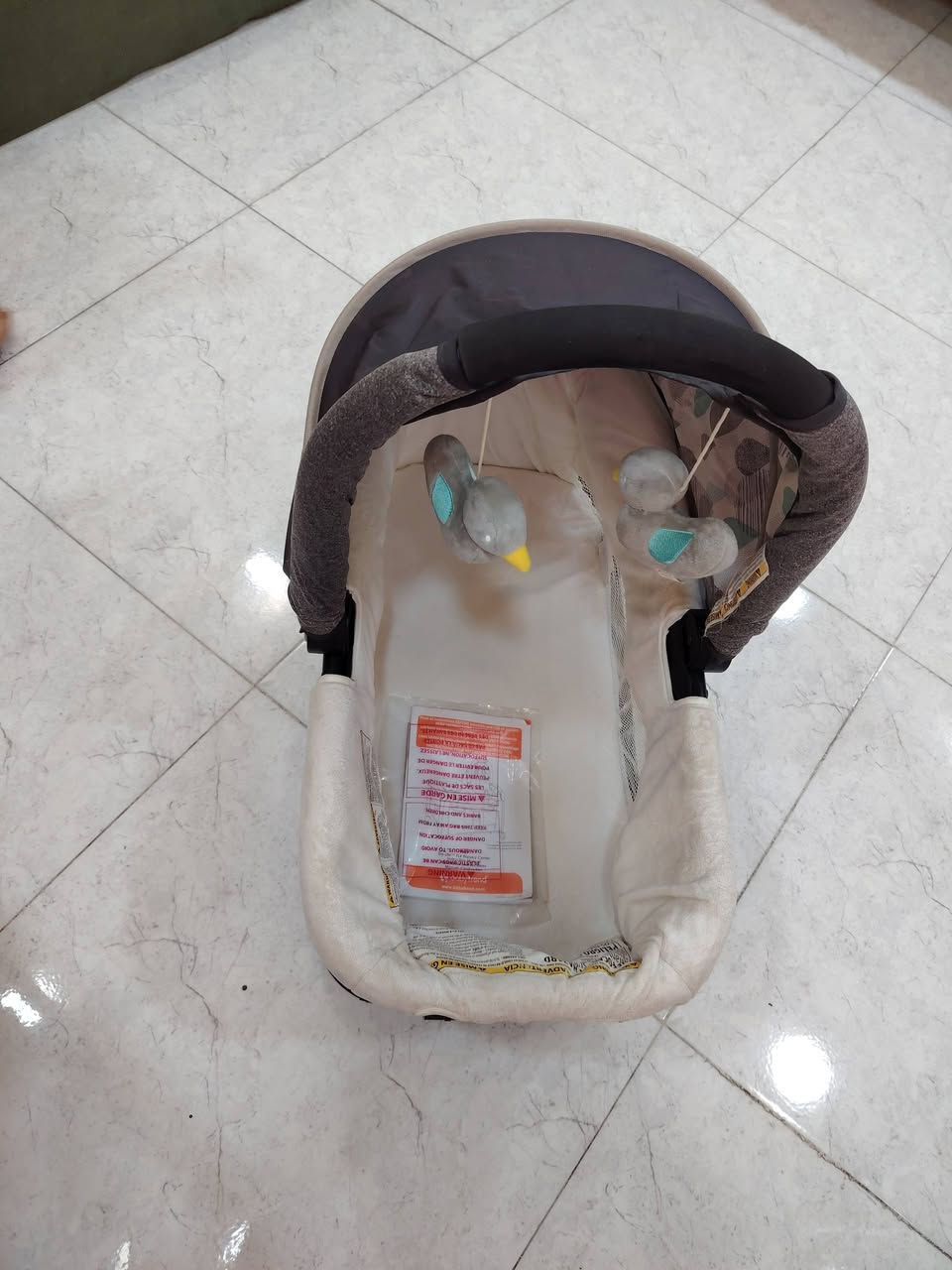 السلام عليكم جرباية للبيع نظيفة كلش اخت الجديدة ب100اريدها وبيها مجال بسيط كاملة ايي نقص مابيها 🤎🤎


**إذا كنت صاحب هذا الإعلان وتريد حذفه لأي سبب، رجاءا أرسل رسالة إلى الدعم الفني**