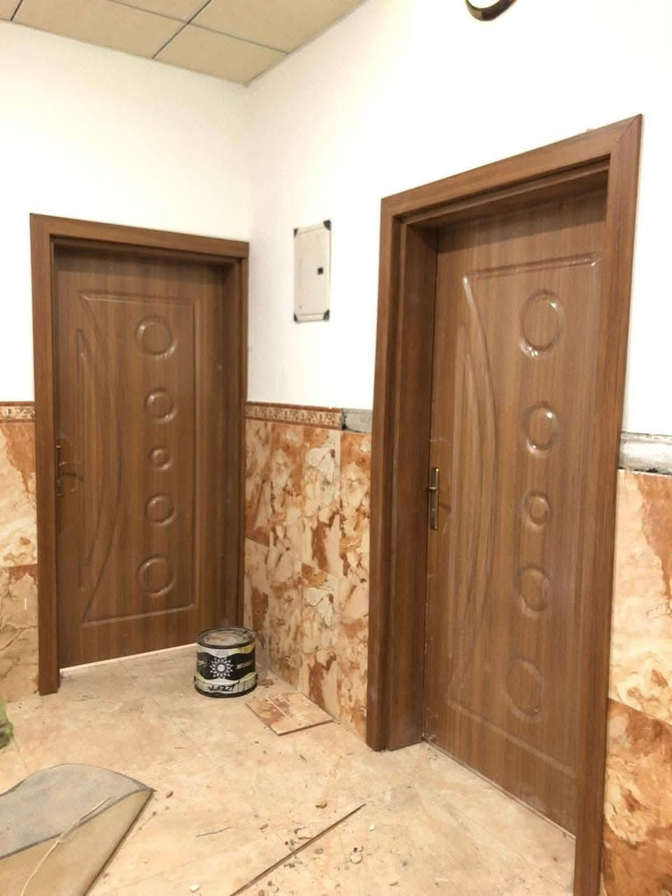 السلام عليكم يتوفر ابواب داخلية بأسعار مناسبة جداً يتوفر شد ونقل تتوفر جميع النقشات


**إذا كنت صاحب هذا الإعلان وتريد حذفه لأي سبب، رجاءا أرسل رسالة إلى الدعم الفني**
