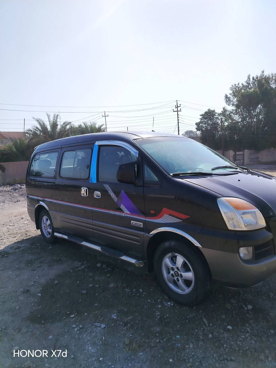 السلام عليكم ستاركس موديل 2007 سيارة مكفوله كفاله عامه مكينة وكير واكسن جدد ومكفولات تخم تايرات جديد تبريد شغال صدر امامي وخلفي كله جديد مكاني بغداد رقم تلفون***********
