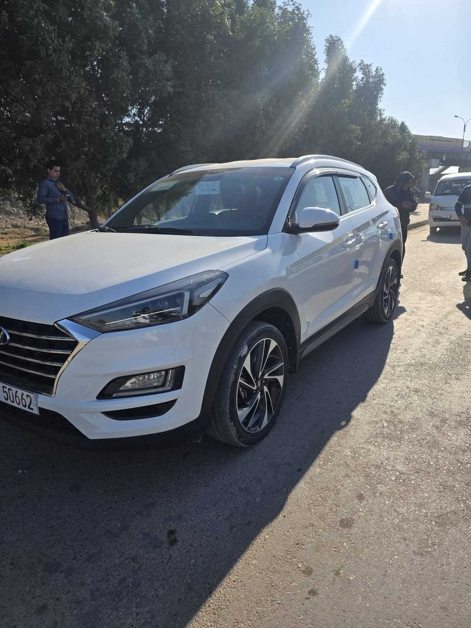 سلام عليكم توسان موديل 2019 خليجي كفاله بيه بارد شي بصيط فول عده البنرامه
بصمه +بصمت بيبان
كشن كهرباء
صاج وشاشه جبيره
عدسات 5
فول تحكم ستيرن
نضمه قياده 3
محرك 2000 دوش ع وضع شركه
ماشيه 100
مكان سياره بغداد
السعر 193 او بيه مجال
***********
***********
