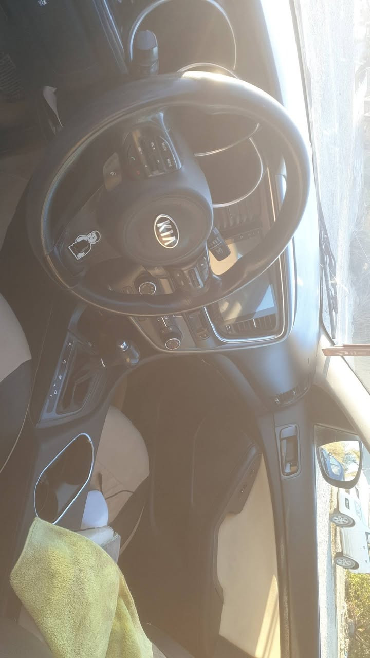 اوبتيما موديل 2015 امريكي تبيل فقط جاملغ ايمن وبيها معجون بالجنطه  رقم واسط السعر 125 للاستفسار ***********
