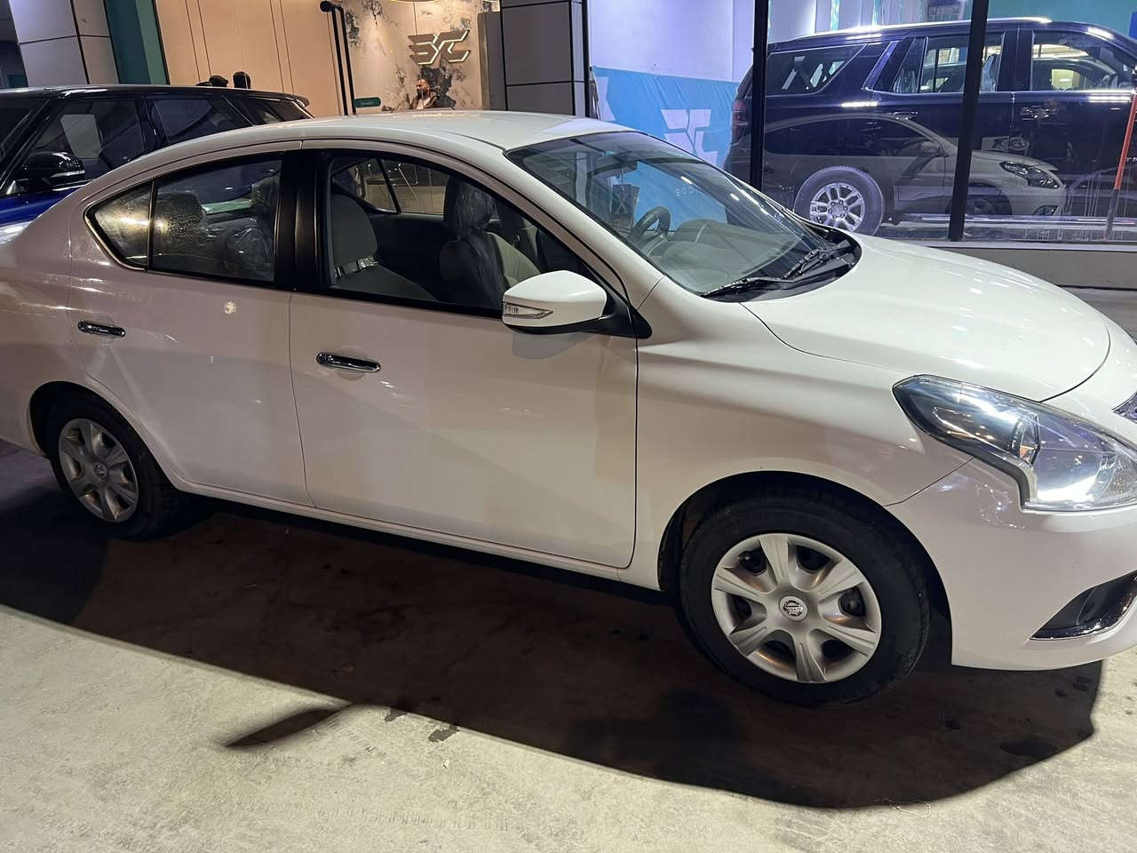 سني موديل 2025.     ماشية 38  مكفولة كفاله عامة السيارة العنوان بغداد السعر 123 بيه مجال بسيط 
***********
