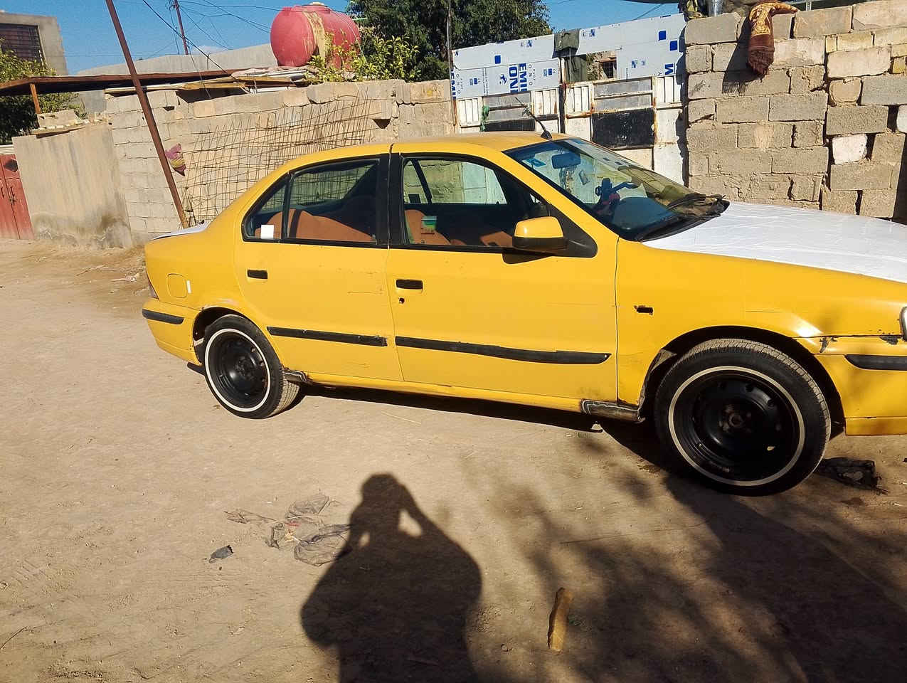 السلام عليكم بيع مستعجل  سمند موديل 2012 رقم بغداد تحويل ثاني يوم مكينه وكير كورله بيكاتشو 1600 c بيهه بابين مبدلات عكس السايق خياسات مابيهه سنوية 2030 تخم تاير جديد تبريد بس غاز حداديه صار فتره مسويه جديد 
السعر 26 وبيهه مجال بسيط 
***********
مكاني بابل جبله
