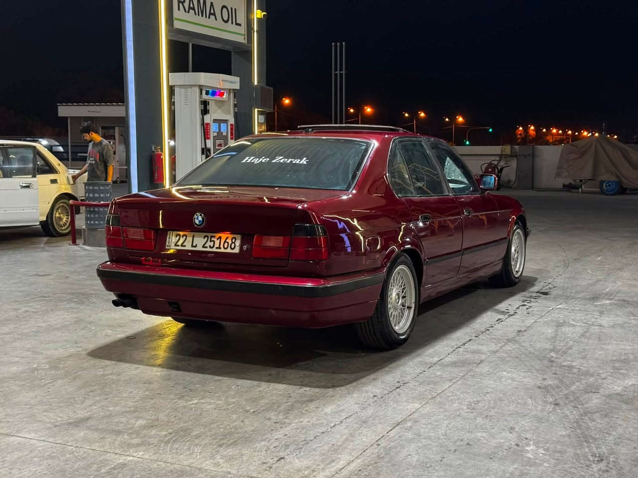 بيئم 1992 فول فول مواصفات 🇩🇪🚀
اصل 525 كبس گير توماتيك ماشاء الله كلش كلش قوي ✈️
گير محرك بشرط شرط بل باكيت شرط برغي ما مفتوح 
جامات كهرباء + سلايت + قفل مركزي + ويل كب + تبريد
منضومه كامل لايتات حلقه + لايتات زينون + استيرن ايرباك 
گيجات كلها شغال + بطاين مال باب بل باكيت 
تخم بلكات جديد + فيتبمب جديد + دهن گير جديد 
تخم تاير جديد شديتله + صدر امامي خلفي جديد 
الله شاهد ما مخلي برغي نقص بيها سياره مال جناي 
رقم سنويه هزه كله جديد لحد 2031  بسمي شرط تحويل 
شرط تجي برغي نقص مابيها ماشاءالله عبالك سياره موديل 
جديد
ابيع نقد فقط ~ رجاء اقرأ التفاصيل قبل ما تتصل 🤍
العنوان ~ كلار قضاء سليمانيه 📍
السعر ~ 58 وبيها مجال 💵💸
الهاتف ~ ***********
شرط تجي احلى من الصور ب الف قاط كلش جديده السياره
