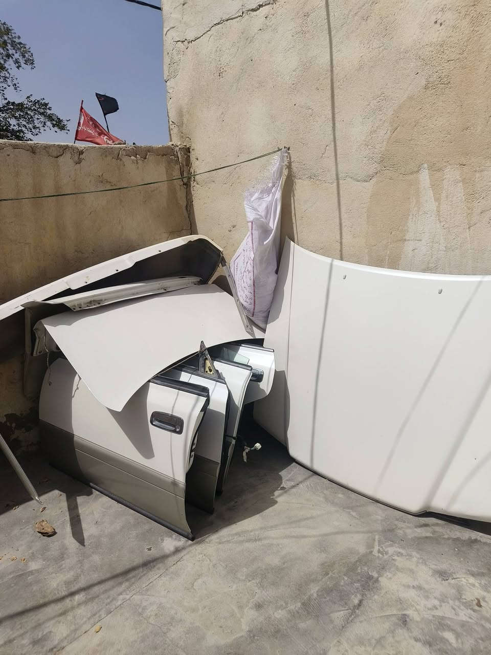 السلام عليكم سستم 9قطع نضيفات لامصلاحات ولامرشوشات ولا معجنات مكفولات كهربائيات كلهاا شغاله مالتهن جام نسبه نضافه 90%كلش حلوات السعر 500الف عنواني البصرة الزبير رقم الهاتف ‏‪***********‬‏
