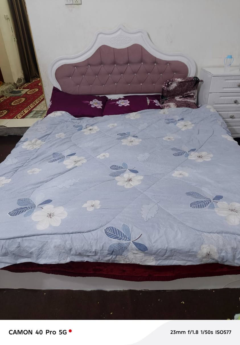 السلام عليكم ورحمة الله وبركاته...
توجد غرفة تركية مستعملة، فيها أضرار بسيطة... مستعجلة على بيعها. السعر ٣٠٠


**إذا كنت صاحب هذا الإعلان وتريد حذفه لأي سبب، رجاءا أرسل رسالة إلى الدعم الفني**