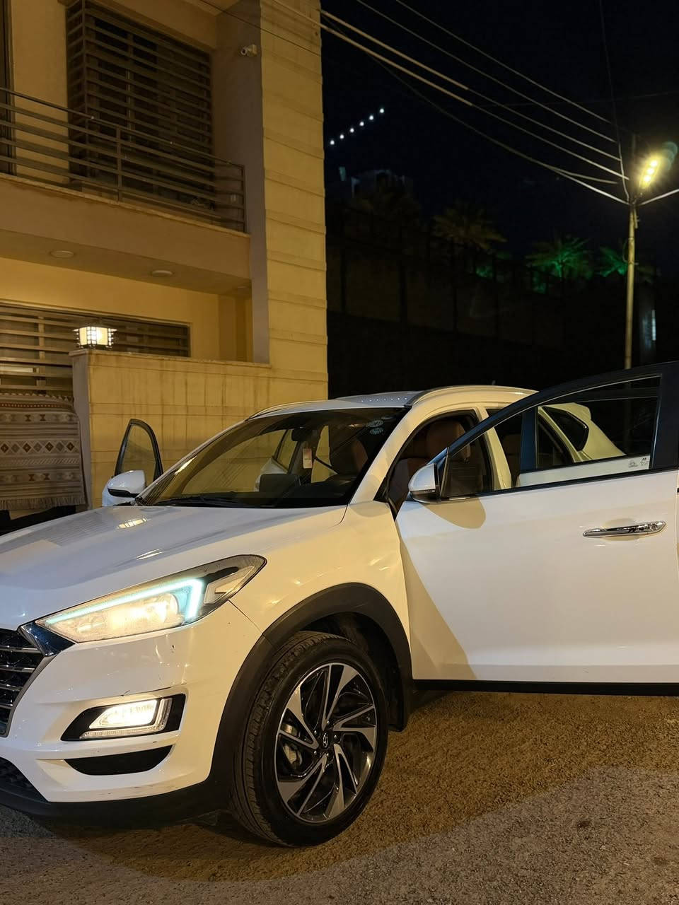 توسان خليجي 2019
كفالة الگير والمحرك 
بيها شخط من الصفحه موجود بالسونار 
ماشية 96 الف

السعر 175
 منزلتها هي والسونار فقط اللي يريد يشتري يدخل


**إذا كنت صاحب هذا الإعلان وتريد حذفه لأي سبب، رجاءا أرسل رسالة إلى الدعم الفني**