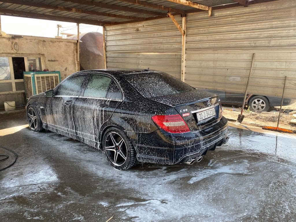 مارسیدسC300 فول مواصفات AMG پانوراما محرك V6 قطعتين صبوغ بدون دواخل رقم سنويية جديد تحويل وكالة بشرط(***********) ‌سعر120 كركوك, العراق
