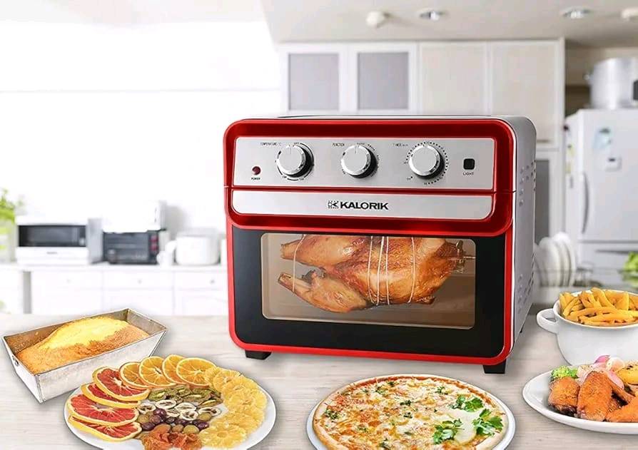 🔥✨ فرن + قلاية هوائية 4×1 من KALORIK ✨🔥
اختصر عليك المطبخ بجهاز واحد يجمع القوة، السرعة، والطعم اللذيذ 😍👌
🍗 4 وظائف بجهاز واحد
✔️ فرن كهربائي
✔️ قلاية هوائية بدون زيت
✔️ شواية دوارة للدجاج
✔️ تجفيف وطهي متكامل
⚡ أداء قوي وسريع
🔸 حرارة عالية وتوزيع مثالي للطبخ 🔥
🔸 تحكم يدوي سهل بدرجات الحرارة والوقت
🔸 طهي متساوي من كل الجهات
🍟 قلي صحي بدون زيت
استمتع بأكلات مقرمشة وطعم خيالي مع دهون أقل 💪🥗
🍖 ملحقات متكاملة
✔️ سلة شبكية للقلي
✔️ صينية فرن
✔️ سيخ دوار للشوي
✔️ أداة سحب آمنة
✔️ أسطوانة شواء (للتحمير المتساوي)
🧼 تنظيف سهل وسريع
تصميم عملي وملحقات قابلة للفك والتنظيف بكل سهولة ✨
🎯 مثالي لكل بيت
للأكلات اليومية، العزايم، والوجبات السريعة 🍕🍗
💯 جودة أوربية وتصميم أنيق
يجمع بين الشكل العصري والأداء العالي
📦 لا تفوت الفرصة!
خلي مطبخك أذكى وأسرع… واطلبه الآن 🚀