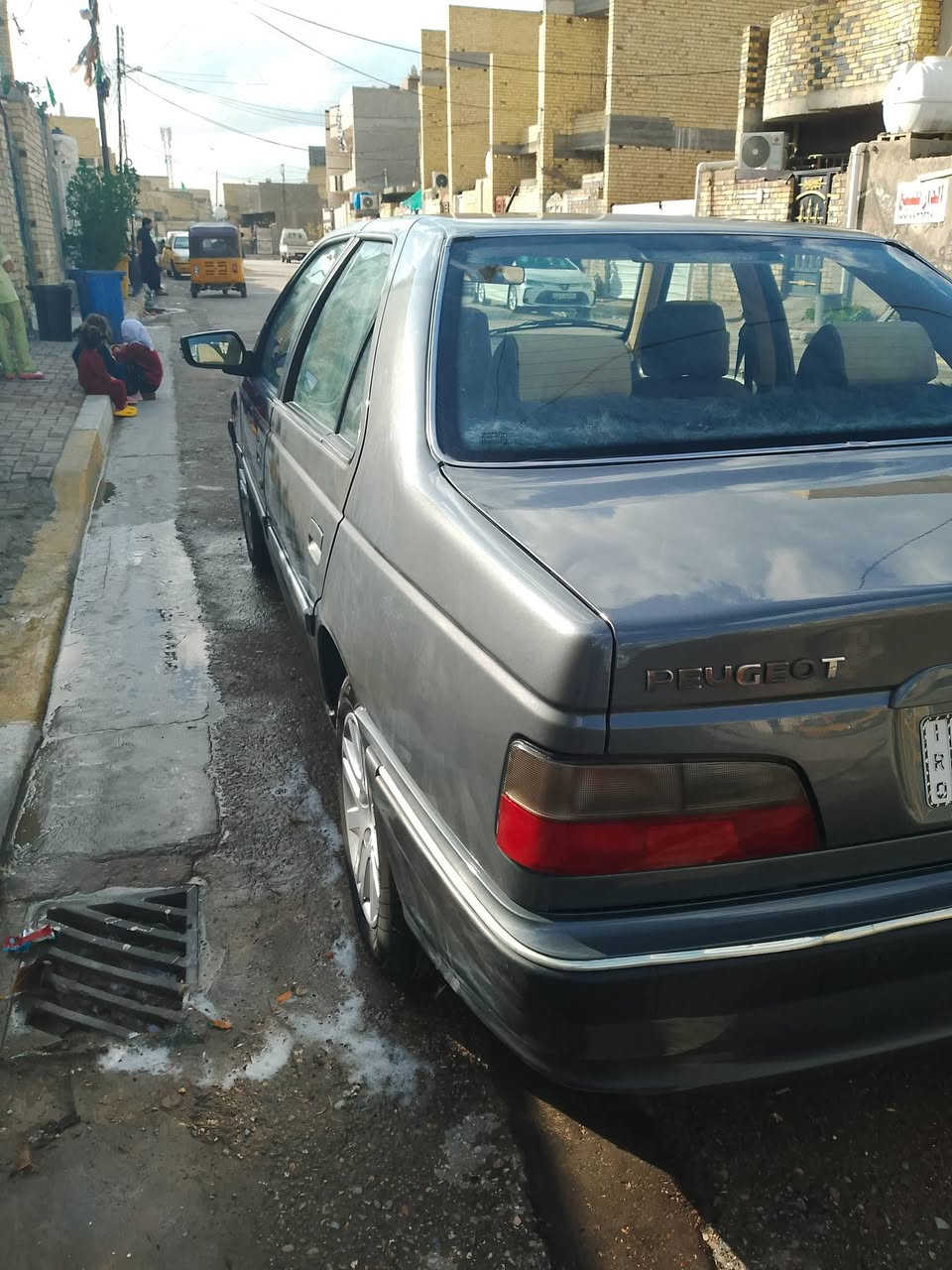 بيجو بابل خصوصي موديل   24 استلام   25  شهر السابع ماشية   3300  منظومة غاز جديده مدوشمه أرضية وكشنات بيه كلج. ذكي السعر   95 تلفون ***********
