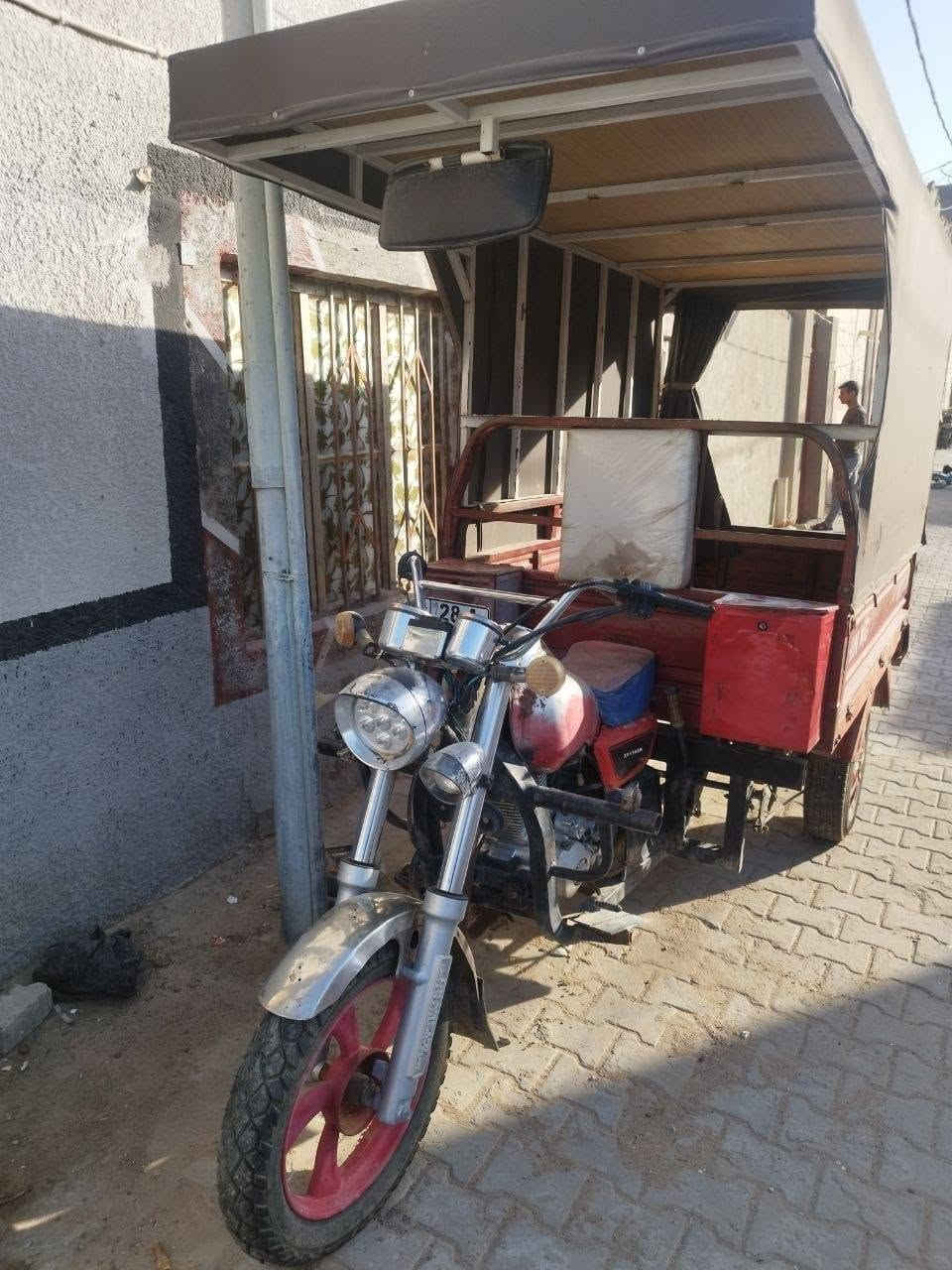 السلام عليكم ورحمة الله وبركاتة ستوته جمرة للبيع موديل 14 مرقمة وجاهزة السعر 1800 وبيهه مجال بسيط  مكاني النحف حي الشرطة رقمي ***********
